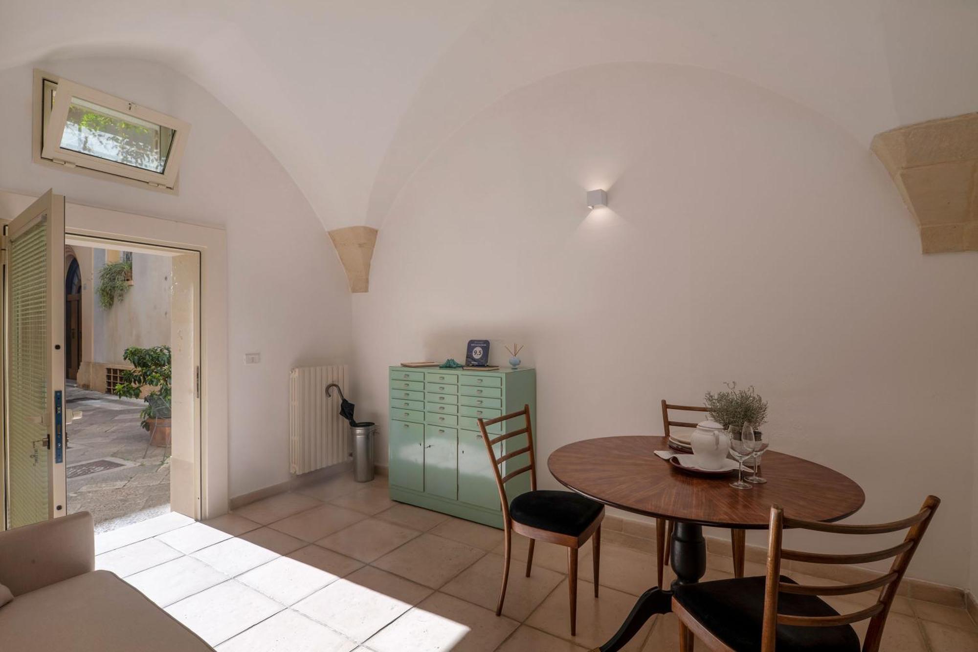 Corte Dei Romiti Apartment - Lecce Selection Екстер'єр фото